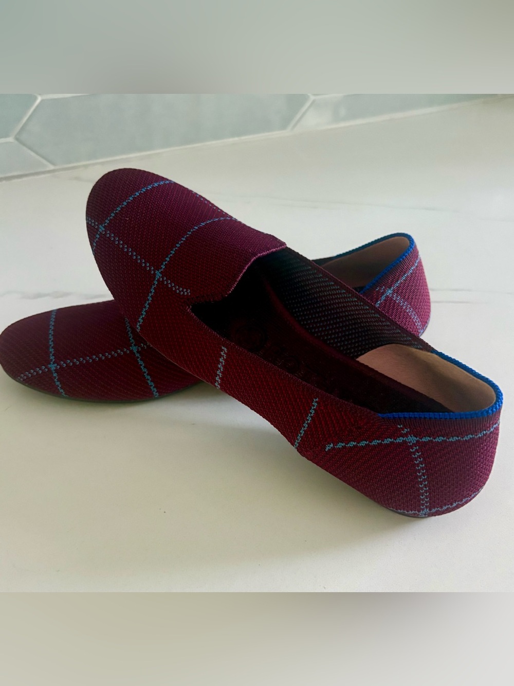 Rothy’s -The Loafer Burgundy Grid Plaid Knit Slip On Flats Shoes Size 7.5 - Picture 4 of 9